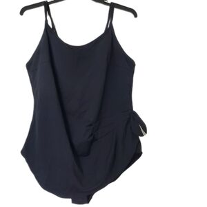 Cole of California Women's Black One Piece Skirted Swimsuit Plus‎ Size 24